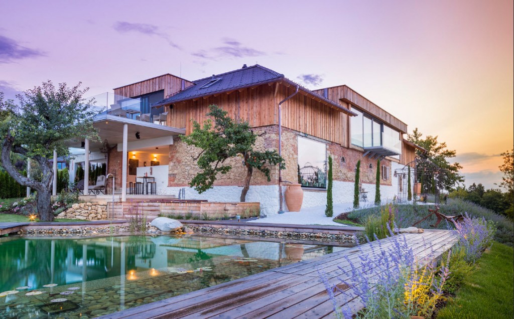 Golden Hill Chalets & Suites, Graz – image 1