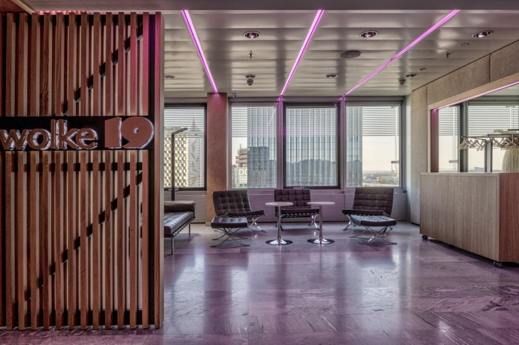 Wolke19 im Ares Tower, Vienna – image 1