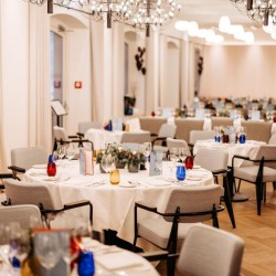 Eventlocation, Seminarhotel und Tagungshotel in Wien, Salzburg, Graz und ganz Österreich – Räume für Meetings, Firmenfeiern, Hochzeiten und Events | JustRoom.at