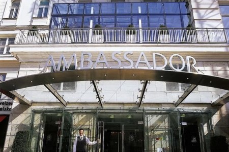 Eventlocation, Seminarhotel und Tagungshotel in Wien, Salzburg, Graz und ganz Österreich – Räume für Meetings, Firmenfeiern, Hochzeiten und Events | JustRoom.at