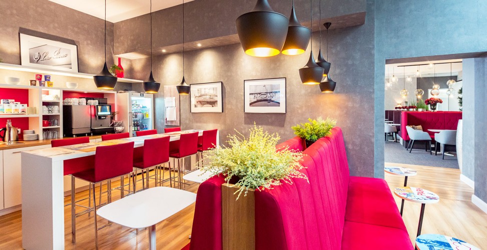 Eventlocation, Seminarhotel und Tagungshotel in Wien, Salzburg, Graz und ganz Österreich – Räume für Meetings, Firmenfeiern, Hochzeiten und Events | JustRoom.at