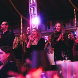Eventlocation, Seminarhotel und Tagungshotel in Wien, Salzburg, Graz und ganz Österreich – Räume für Meetings, Firmenfeiern, Hochzeiten und Events | JustRoom.at