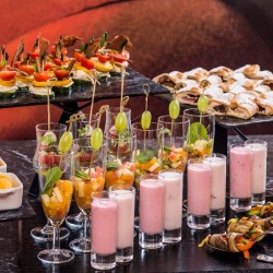 Eventlocation, Seminarhotel und Tagungshotel in Wien, Salzburg, Graz und ganz Österreich – Räume für Meetings, Firmenfeiern, Hochzeiten und Events | JustRoom.at