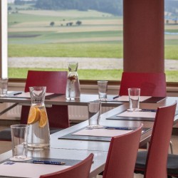 Eventlocation, Seminarhotel und Tagungshotel in Wien, Salzburg, Graz und ganz Österreich – Räume für Meetings, Firmenfeiern, Hochzeiten und Events | JustRoom.at