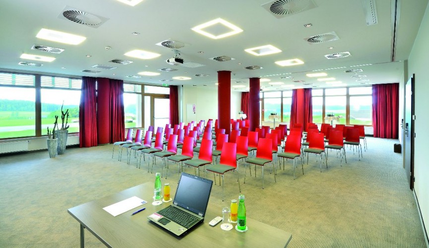 Eventlocation, Seminarhotel und Tagungshotel in Wien, Salzburg, Graz und ganz Österreich – Räume für Meetings, Firmenfeiern, Hochzeiten und Events | JustRoom.at