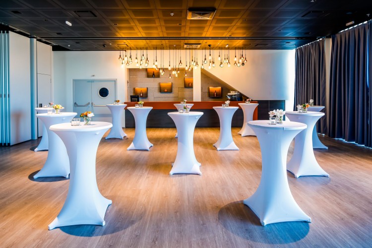 Eventlocation, Seminarhotel und Tagungshotel in Wien, Salzburg, Graz und ganz Österreich – Räume für Meetings, Firmenfeiern, Hochzeiten und Events | JustRoom.at