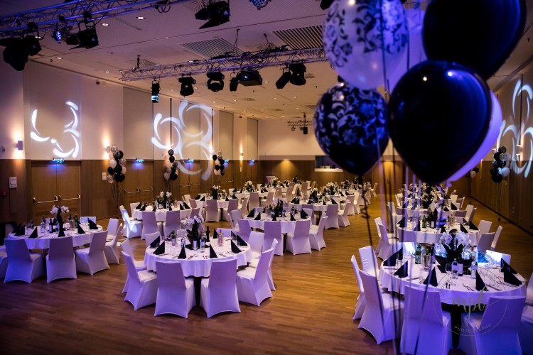 Eventlocation, Seminarhotel und Tagungshotel in Wien, Salzburg, Graz und ganz Österreich – Räume für Meetings, Firmenfeiern, Hochzeiten und Events | JustRoom.at