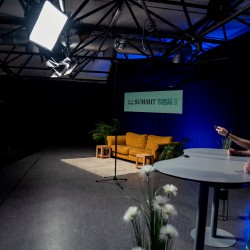 Eventlocation, Seminarhotel und Tagungshotel in Wien, Salzburg, Graz und ganz Österreich – Räume für Meetings, Firmenfeiern, Hochzeiten und Events | JustRoom.at