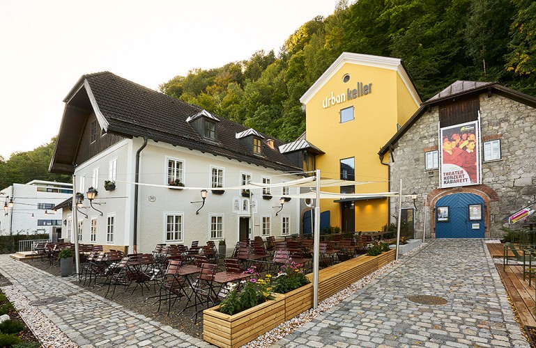 Eventlocation, Seminarhotel und Tagungshotel in Wien, Salzburg, Graz und ganz Österreich – Räume für Meetings, Firmenfeiern, Hochzeiten und Events | JustRoom.at