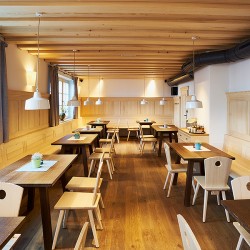 Eventlocation, Seminarhotel und Tagungshotel in Wien, Salzburg, Graz und ganz Österreich – Räume für Meetings, Firmenfeiern, Hochzeiten und Events | JustRoom.at