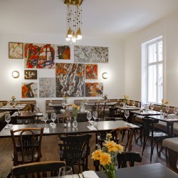 Eventlocation, Seminarhotel und Tagungshotel in Wien, Salzburg, Graz und ganz Österreich – Räume für Meetings, Firmenfeiern, Hochzeiten und Events | JustRoom.at