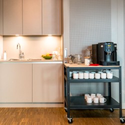 Eventlocation, Seminarhotel und Tagungshotel in Wien, Salzburg, Graz und ganz Österreich – Räume für Meetings, Firmenfeiern, Hochzeiten und Events | JustRoom.at
