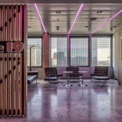 Eventlocation, Seminarhotel und Tagungshotel in Wien, Salzburg, Graz und ganz Österreich – Räume für Meetings, Firmenfeiern, Hochzeiten und Events | JustRoom.at