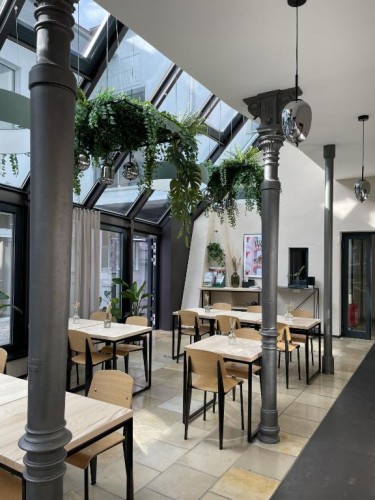 Eventlocation, Seminarhotel und Tagungshotel in Wien, Salzburg, Graz und ganz Österreich – Räume für Meetings, Firmenfeiern, Hochzeiten und Events | JustRoom.at