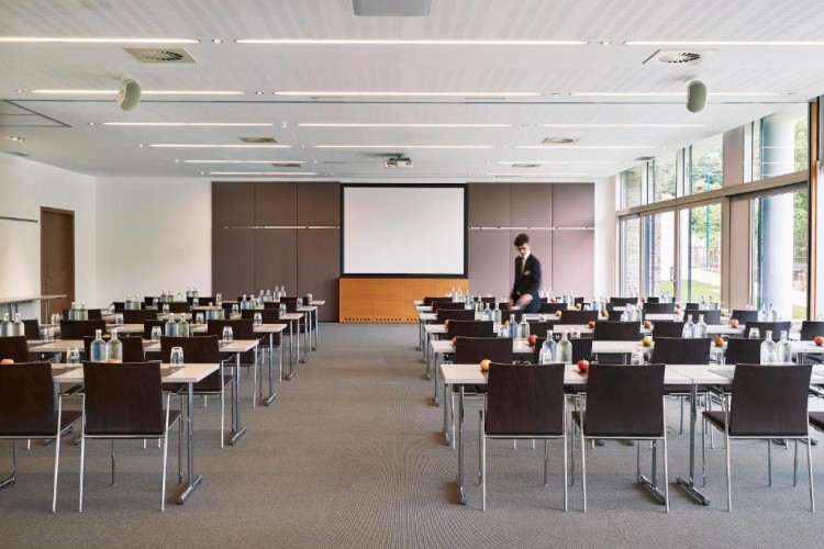 Eventlocation, Seminarhotel und Tagungshotel in Wien, Salzburg, Graz und ganz Österreich – Räume für Meetings, Firmenfeiern, Hochzeiten und Events | JustRoom.at