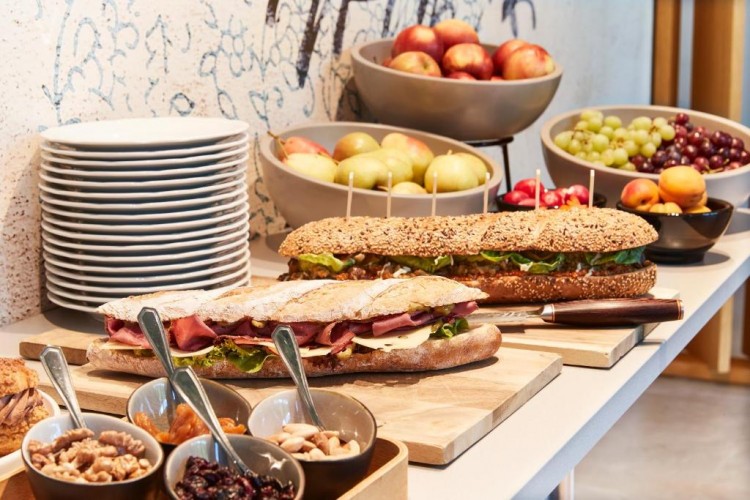 Eventlocation, Seminarhotel und Tagungshotel in Wien, Salzburg, Graz und ganz Österreich – Räume für Meetings, Firmenfeiern, Hochzeiten und Events | JustRoom.at