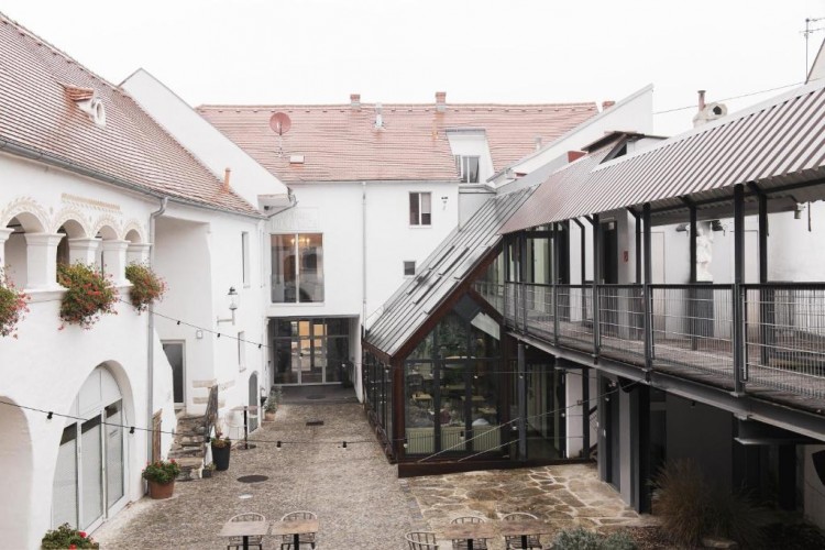 Eventlocation, Seminarhotel und Tagungshotel in Wien, Salzburg, Graz und ganz Österreich – Räume für Meetings, Firmenfeiern, Hochzeiten und Events | JustRoom.at