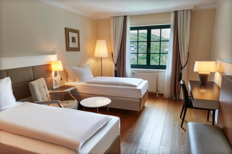 Eventlocation, Seminarhotel und Tagungshotel in Wien, Salzburg, Graz und ganz Österreich – Räume für Meetings, Firmenfeiern, Hochzeiten und Events | JustRoom.at