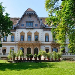 Eventlocation, Seminarhotel und Tagungshotel in Wien, Salzburg, Graz und ganz Österreich – Räume für Meetings, Firmenfeiern, Hochzeiten und Events | JustRoom.at