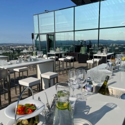Eventlocation, Seminarhotel und Tagungshotel in Wien, Salzburg, Graz und ganz Österreich – Räume für Meetings, Firmenfeiern, Hochzeiten und Events | JustRoom.at