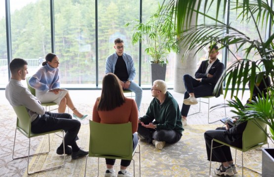 Eventlocation, Seminarhotel und Tagungshotel in Wien, Salzburg, Graz und ganz Österreich – Räume für Meetings, Firmenfeiern, Hochzeiten und Events | JustRoom.at
