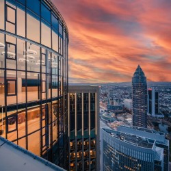 Eventlocation, Seminarhotel und Tagungshotel in Wien, Salzburg, Graz und ganz Österreich – Räume für Meetings, Firmenfeiern, Hochzeiten und Events | JustRoom.at