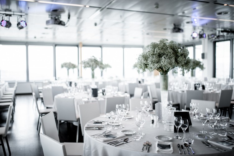 Eventlocation, Seminarhotel und Tagungshotel in Wien, Salzburg, Graz und ganz Österreich – Räume für Meetings, Firmenfeiern, Hochzeiten und Events | JustRoom.at