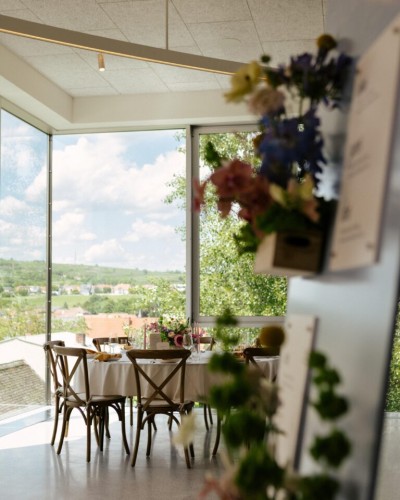 Eventlocation, Seminarhotel und Tagungshotel in Wien, Salzburg, Graz und ganz Österreich – Räume für Meetings, Firmenfeiern, Hochzeiten und Events | JustRoom.at