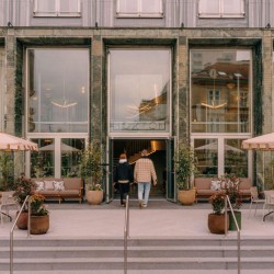 Eventlocation, Seminarhotel und Tagungshotel in Wien, Salzburg, Graz und ganz Österreich – Räume für Meetings, Firmenfeiern, Hochzeiten und Events | JustRoom.at
