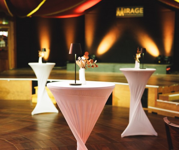 Eventlocation, Seminarhotel und Tagungshotel in Wien, Salzburg, Graz und ganz Österreich – Räume für Meetings, Firmenfeiern, Hochzeiten und Events | JustRoom.at