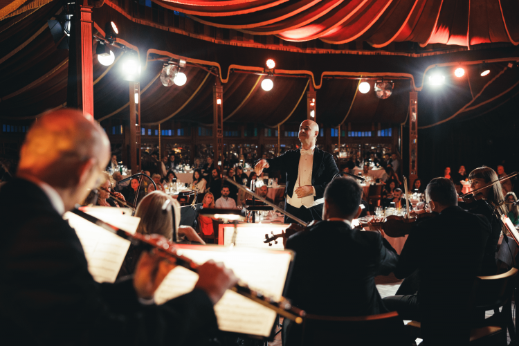 Eventlocation, Seminarhotel und Tagungshotel in Wien, Salzburg, Graz und ganz Österreich – Räume für Meetings, Firmenfeiern, Hochzeiten und Events | JustRoom.at