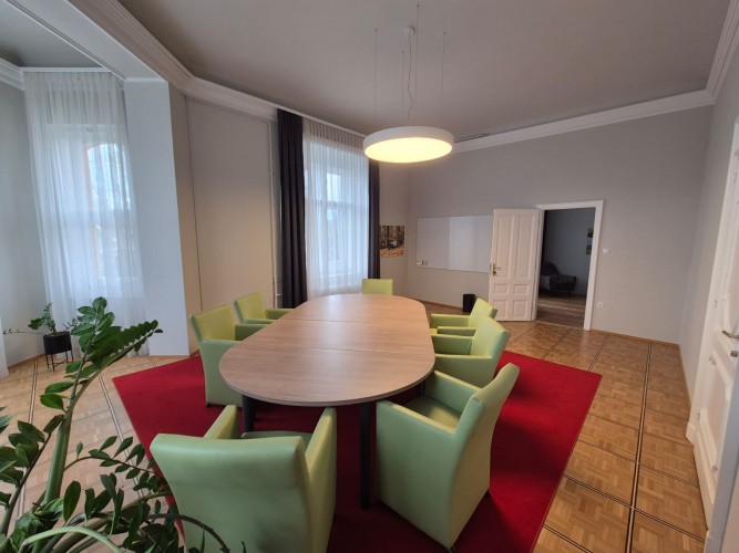Eventlocation, Seminarhotel und Tagungshotel in Wien, Salzburg, Graz und ganz Österreich – Räume für Meetings, Firmenfeiern, Hochzeiten und Events | JustRoom.at
