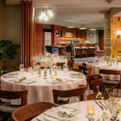 Eventlocation, Seminarhotel und Tagungshotel in Wien, Salzburg, Graz und ganz Österreich – Räume für Meetings, Firmenfeiern, Hochzeiten und Events | JustRoom.at