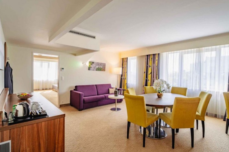 Eventlocation, Seminarhotel und Tagungshotel in Wien, Salzburg, Graz und ganz Österreich – Räume für Meetings, Firmenfeiern, Hochzeiten und Events | JustRoom.at