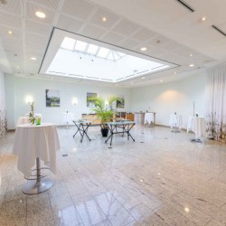 Eventlocation, Seminarhotel und Tagungshotel in Wien, Salzburg, Graz und ganz Österreich – Räume für Meetings, Firmenfeiern, Hochzeiten und Events | JustRoom.at