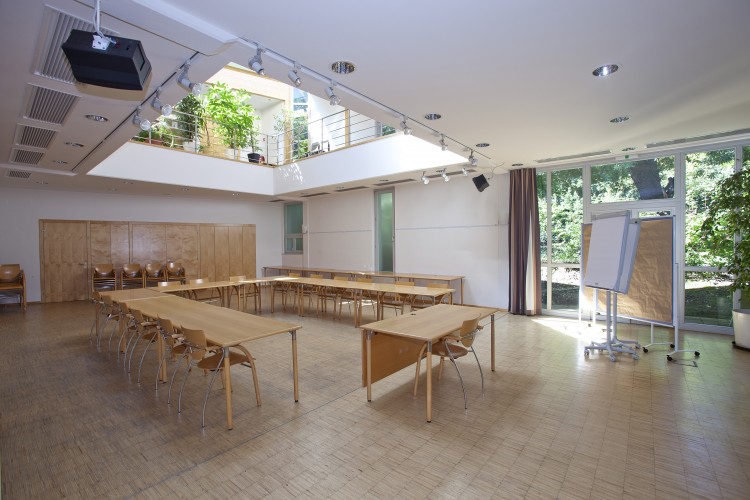 Eventlocation, Seminarhotel und Tagungshotel in Wien, Salzburg, Graz und ganz Österreich – Räume für Meetings, Firmenfeiern, Hochzeiten und Events | JustRoom.at