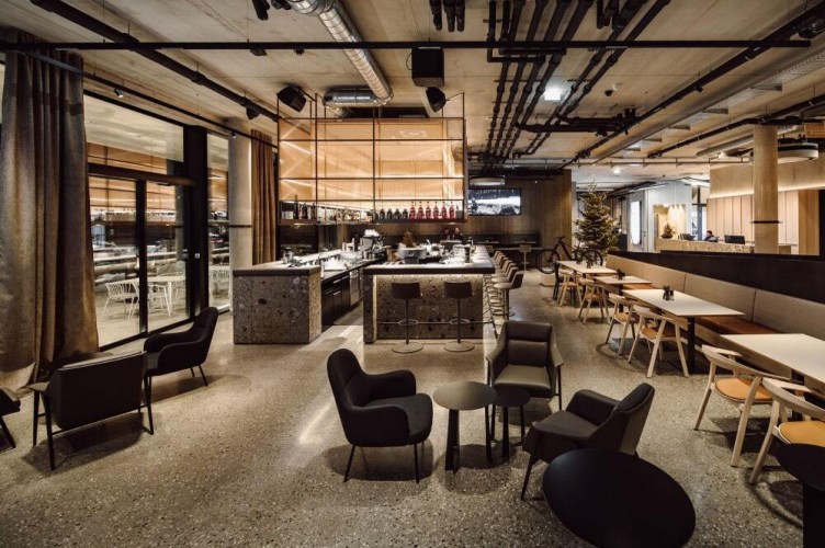 Seminar Flachau Hotel Event Teambuilding Dips&Drops