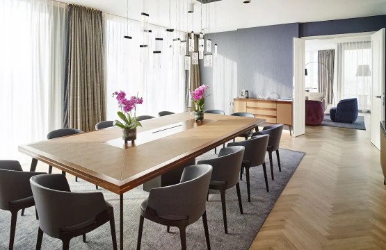 Andaz-Vienna-Am-Belvedere-P060-Penthouse-Suite-Dining-Room.16x9