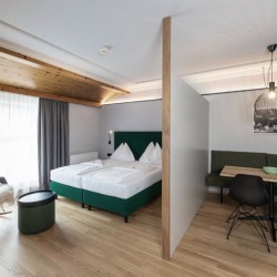 Hotel Alpenland St Johann